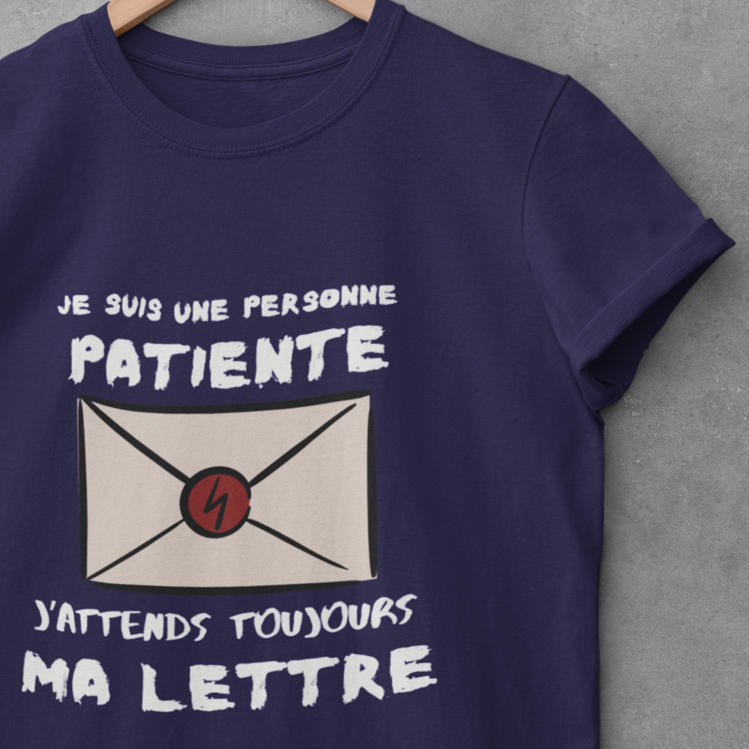 J'attends toujours ma lettre pour Poudlard - T-shirt